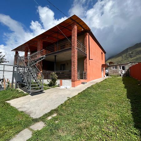 Wander Kazbegi Hotel מראה חיצוני תמונה