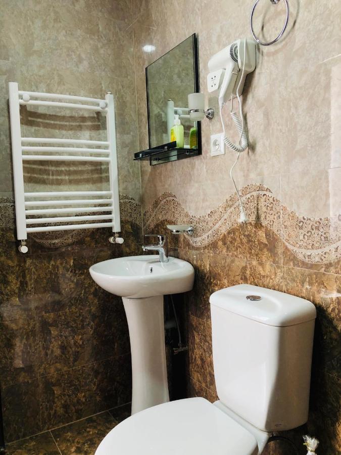 Wander Kazbegi Hotel מראה חיצוני תמונה