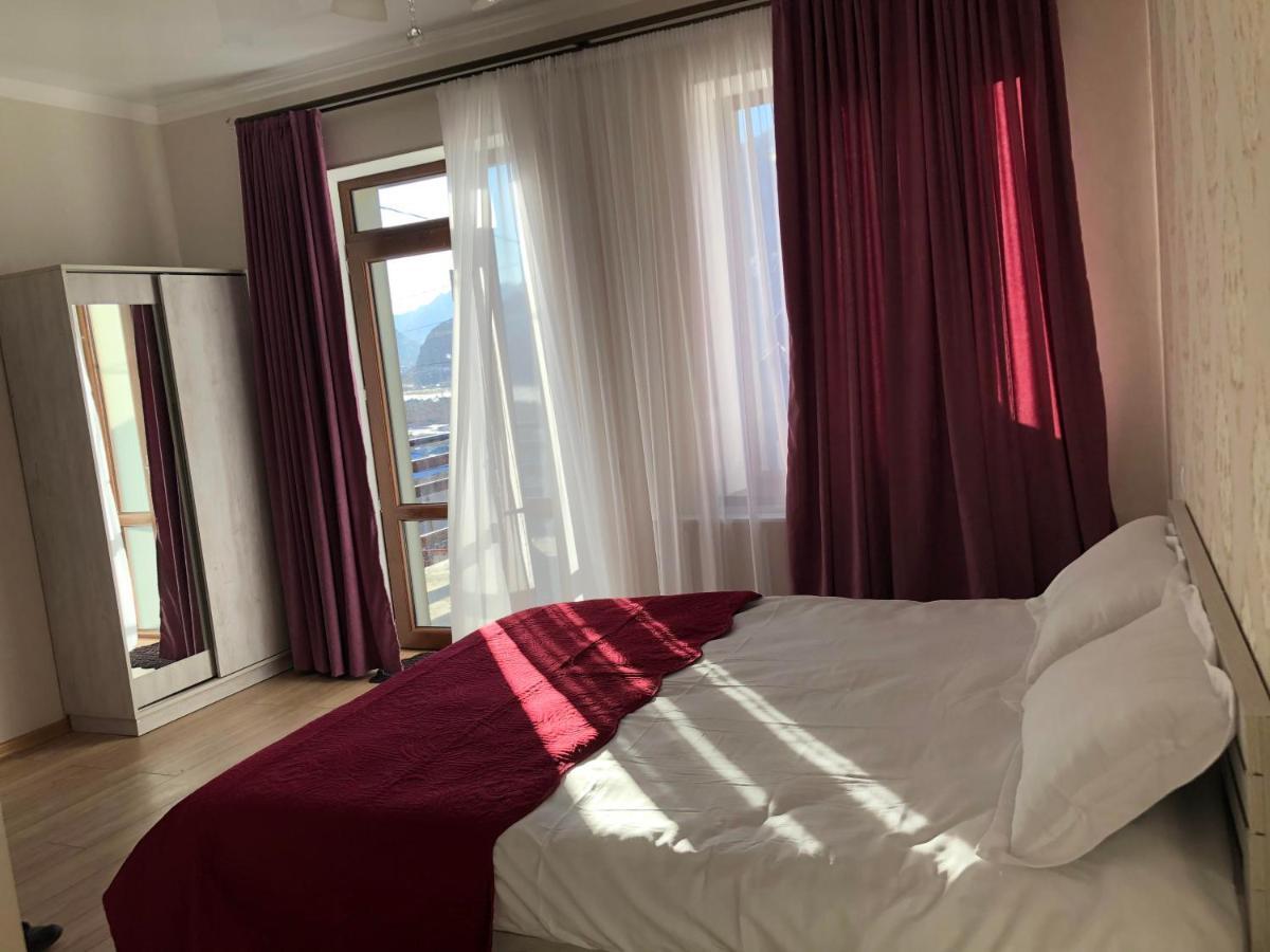 Wander Kazbegi Hotel מראה חיצוני תמונה