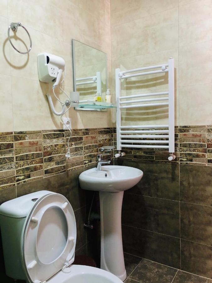 Wander Kazbegi Hotel מראה חיצוני תמונה